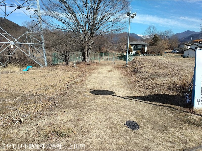 上田市上野　土地 現地写真