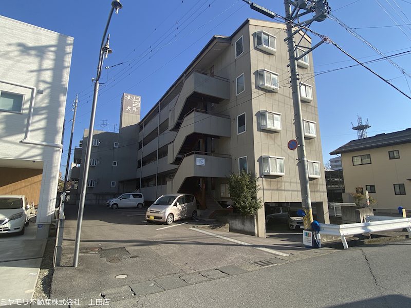 【契約済】上田市中央4丁目　マンション 現地写真