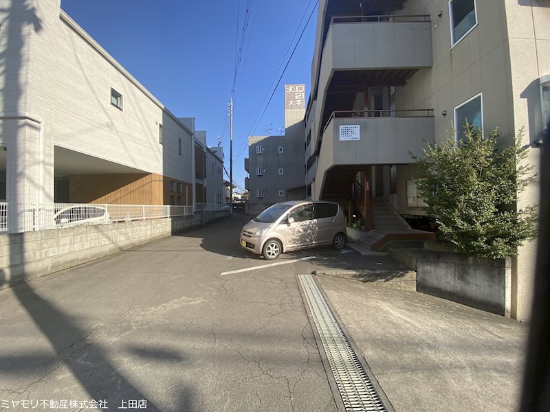 【契約済】上田市中央4丁目　マンション 現地写真