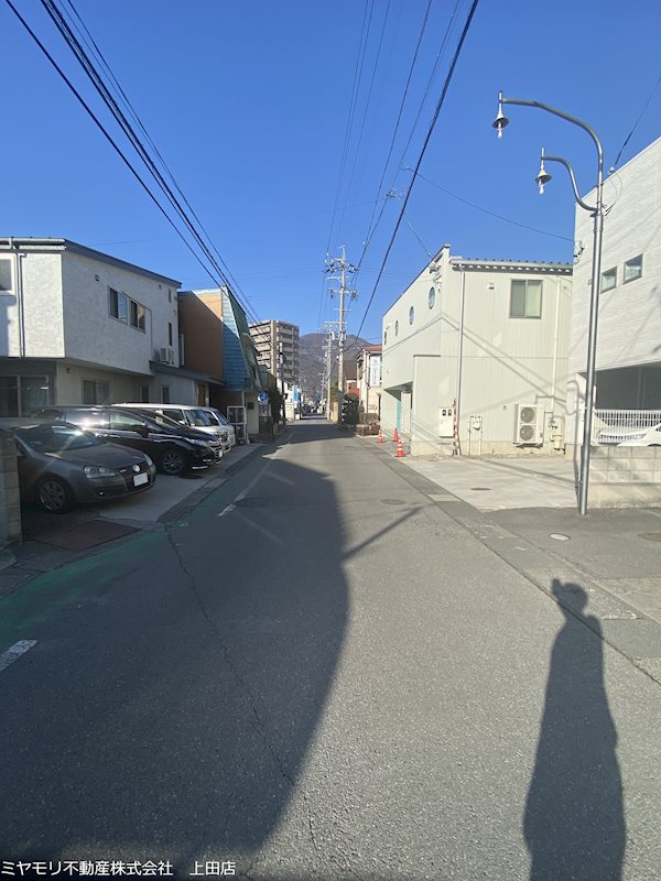 【契約済】上田市中央4丁目　マンション 現地写真