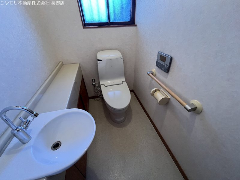 長野県須坂市望岳台 内観写真（トイレ）