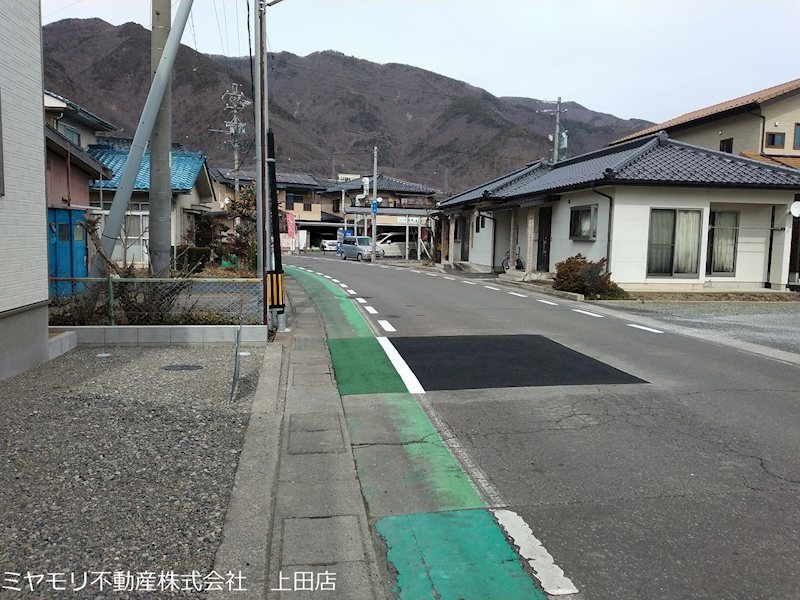 上田市常磐城4丁目　新築戸建 現地写真（前面道路含む現地写真）
