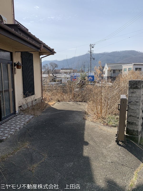 【商談中】上田市踏入2丁目　土地 現地写真