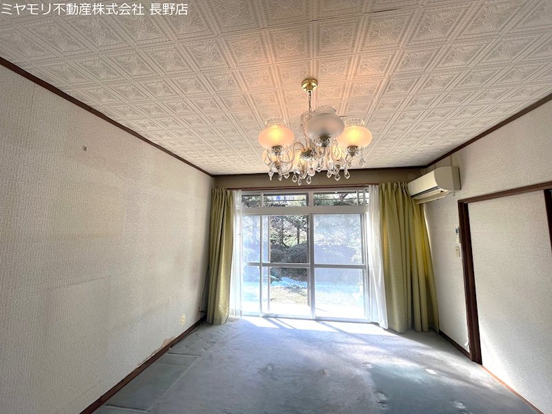長野県千曲市若宮 内観写真（リビング以外の居室）