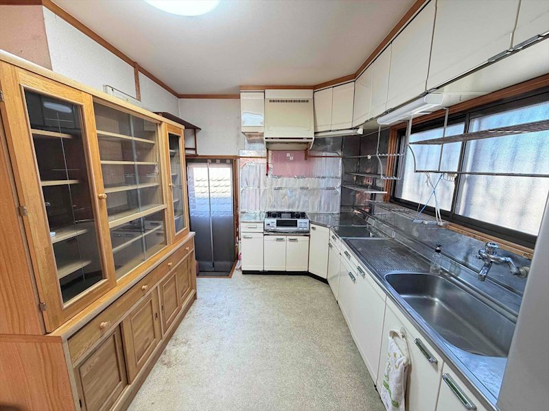 佐久市取出町　中古戸建 内観写真（キッチン）