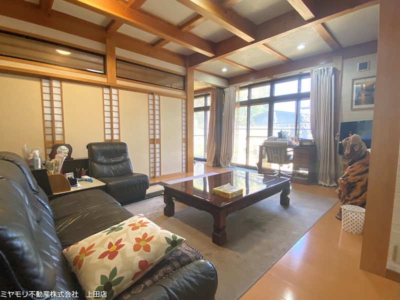 坂城町上平　中古戸建 内観写真（リビング）