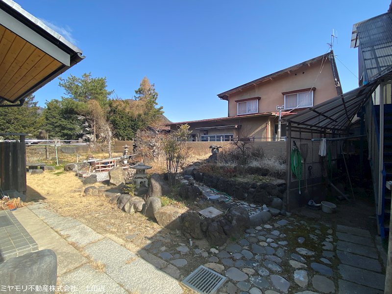 坂城町上平　中古戸建 現地写真（庭）