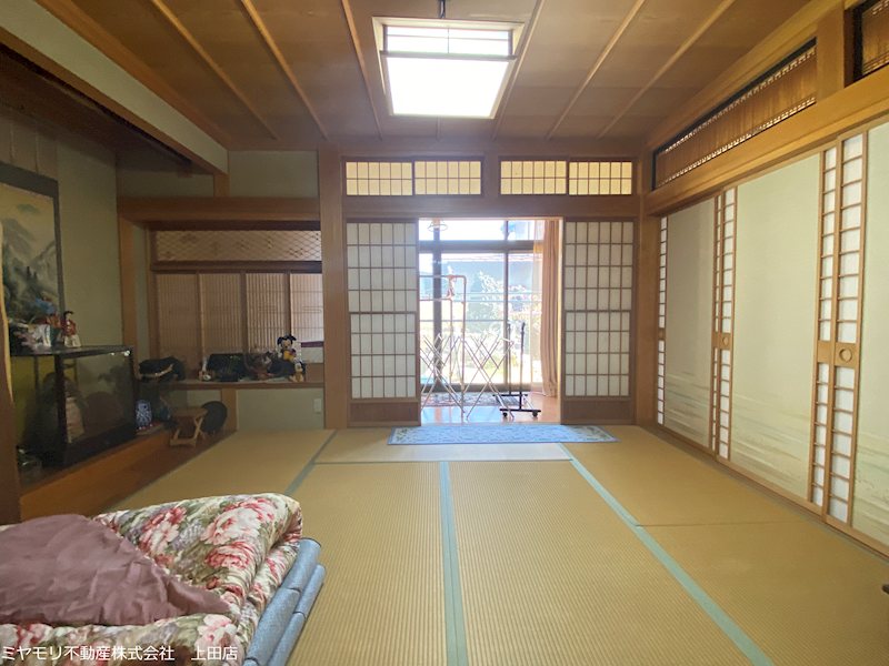 坂城町上平　中古戸建 内観写真（リビング以外の居室）