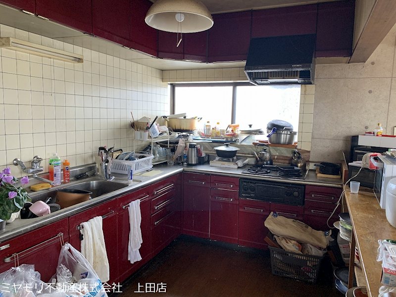 上田市芳田　店舗付き中古戸建 内観写真（キッチン）