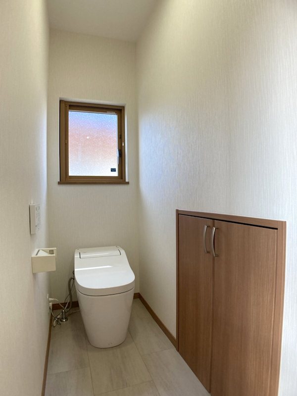 佐久市平賀　中古戸建 内観写真（トイレ）