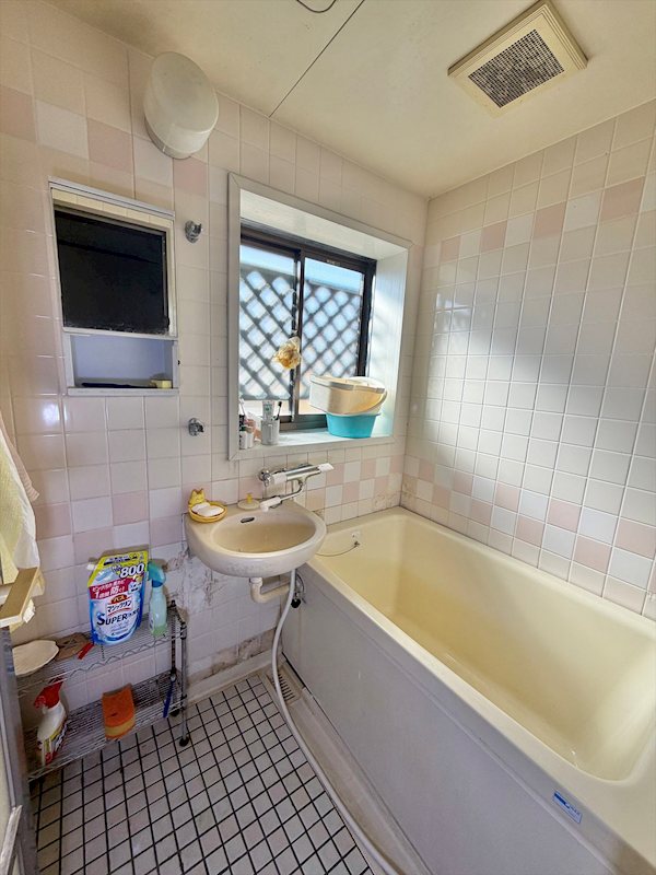 佐久市平賀　中古戸建 内観写真（浴室）