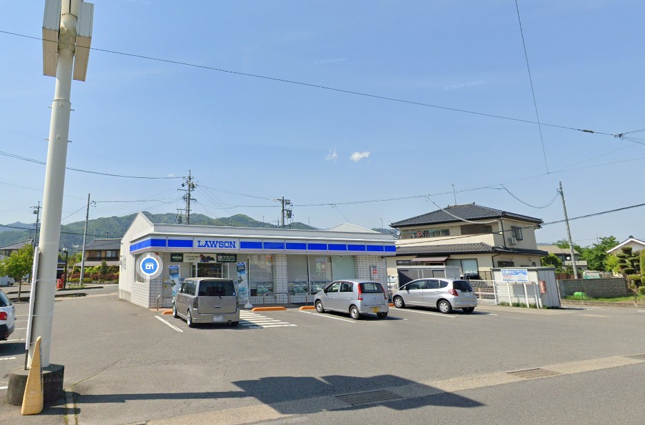 長野県長野市稲里町中氷鉋 コンビニ
