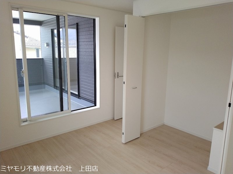 上田市下之郷　新築戸建(1号棟 2号棟) 内観写真（リビング以外の居室）