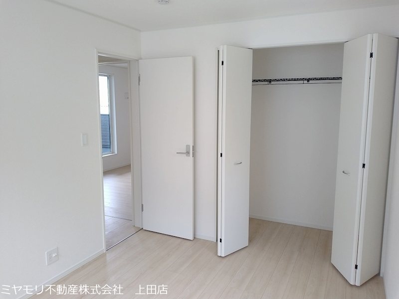 上田市下之郷　新築戸建(1号棟 2号棟) 内観写真（リビング以外の居室）