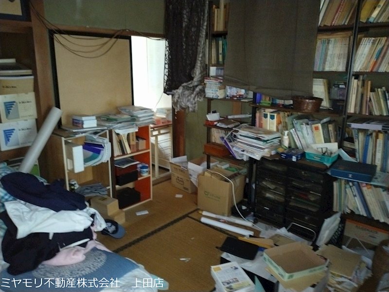 上田市住吉　中古戸建 内観写真（リビング以外の居室）