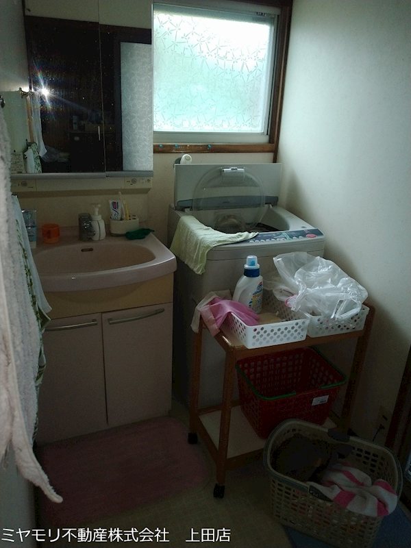 上田市上田原　中古戸建 内観写真（洗面台・洗面所）