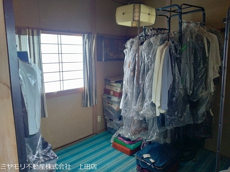 上田市上田原　中古戸建 内観写真（リビング以外の居室）
