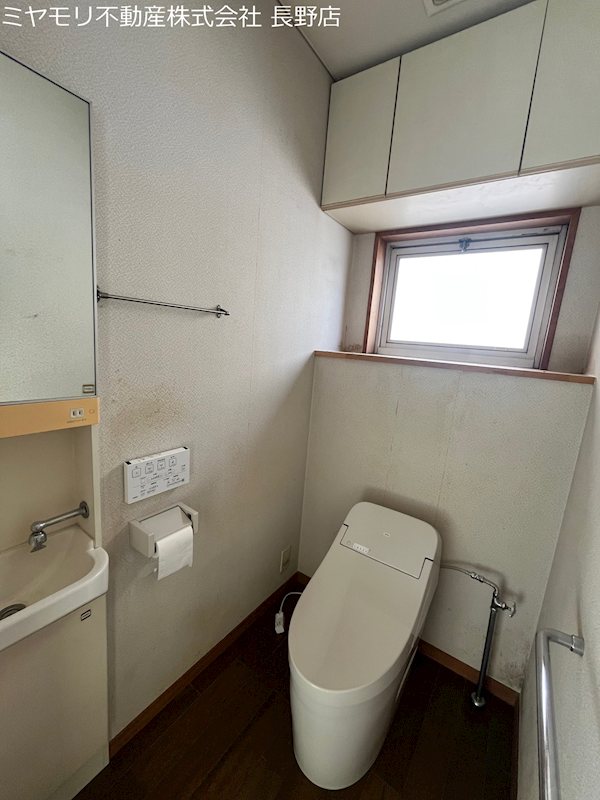 長野県長野市西尾張部 内観写真（トイレ）