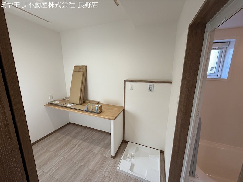 長野県長野市川中島町原 内観写真（洗面台・洗面所）