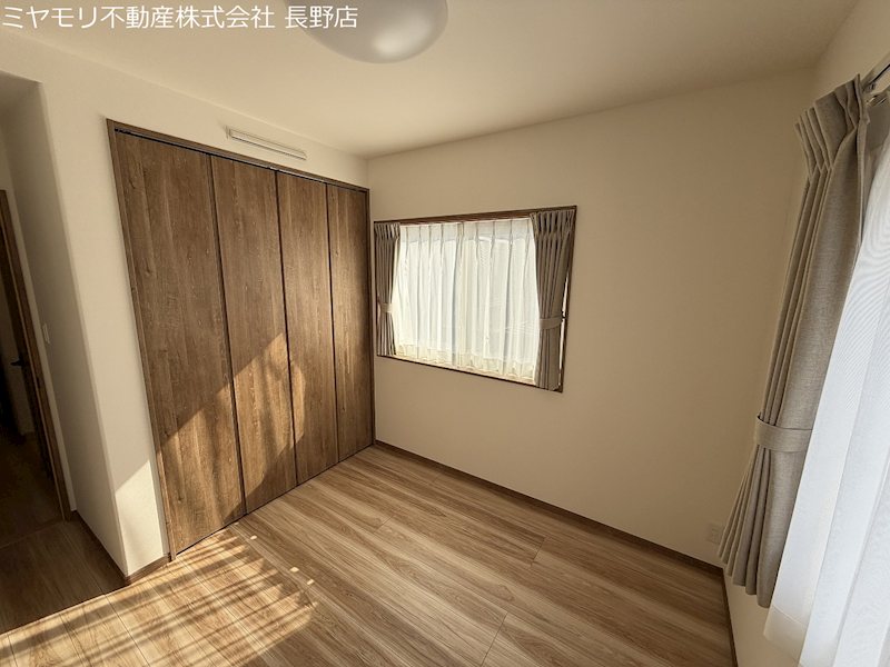 長野県長野市川中島町原 内観写真（リビング以外の居室）