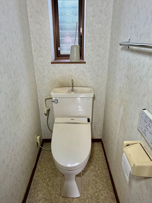 佐久市春日　中古戸建 内観写真（トイレ）