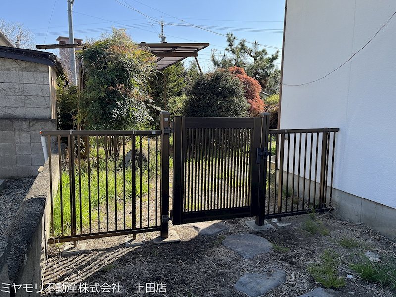 上田市緑が丘1丁目　中古戸建 現地写真