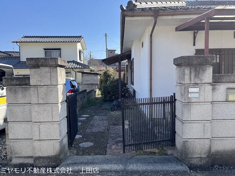 上田市緑が丘1丁目　中古戸建 現地写真