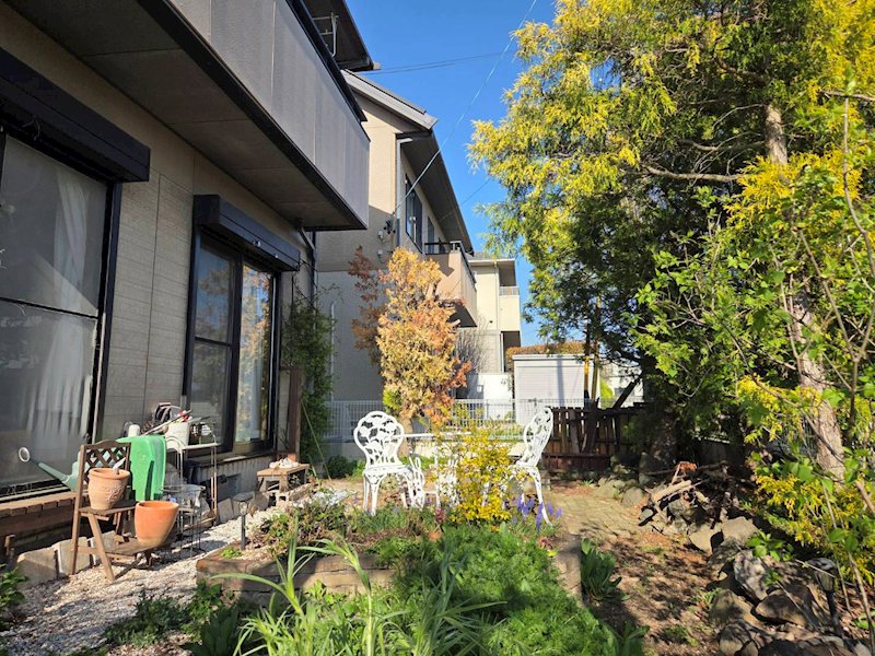 佐久市塚原　中古戸建 現地写真（庭）