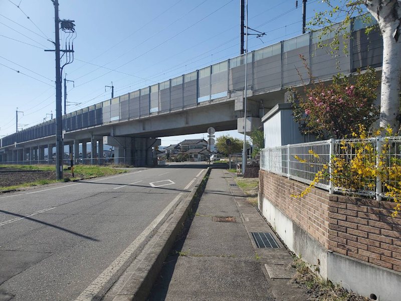 佐久市塚原　中古戸建 現地写真（前面道路含む現地写真）