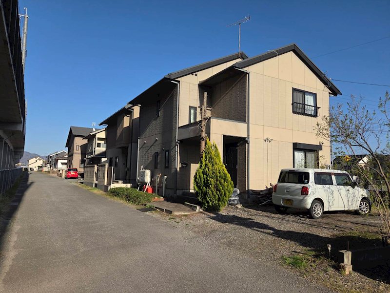 佐久市塚原　中古戸建 現地写真（前面道路含む現地写真）