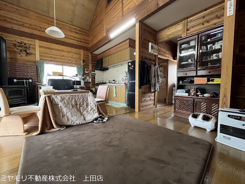 青木村沓掛　中古戸建 内観写真（リビング）