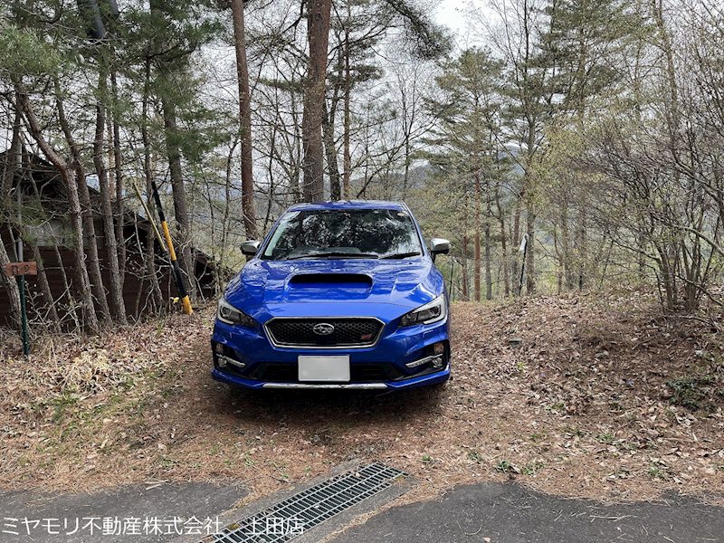 青木村沓掛　中古戸建 現地写真（駐車場）