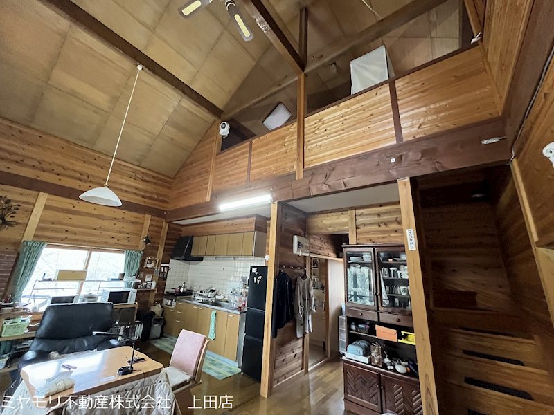 青木村沓掛　中古戸建 内観写真（リビング）