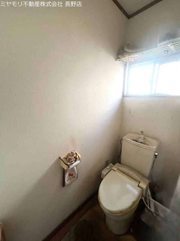長野県長野市西三才 内観写真（トイレ）