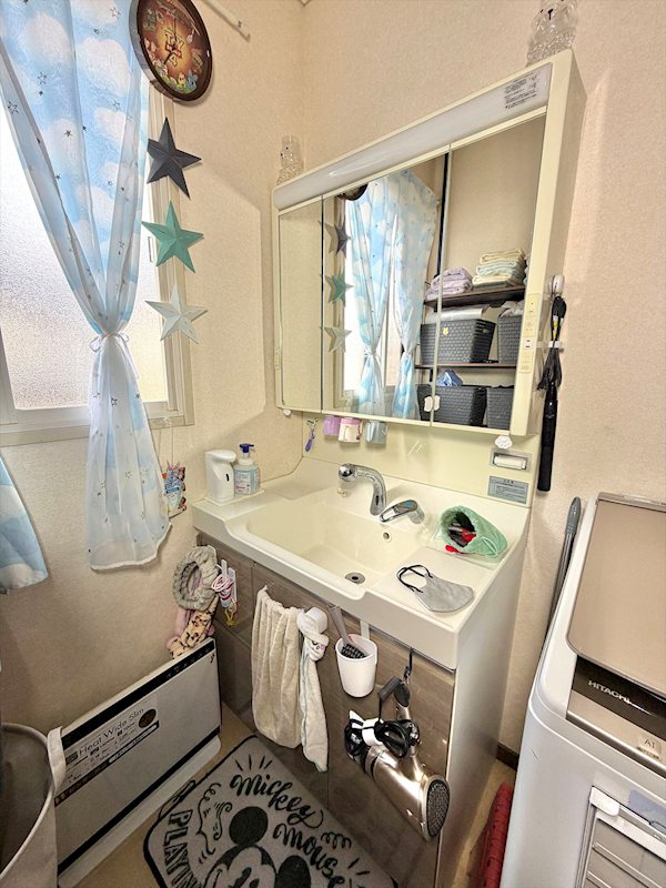 立科町茂田井　中古戸建 内観写真（洗面台・洗面所）