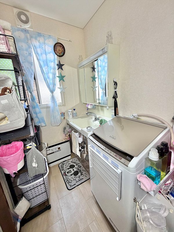 立科町茂田井　中古戸建 内観写真（洗面台・洗面所）