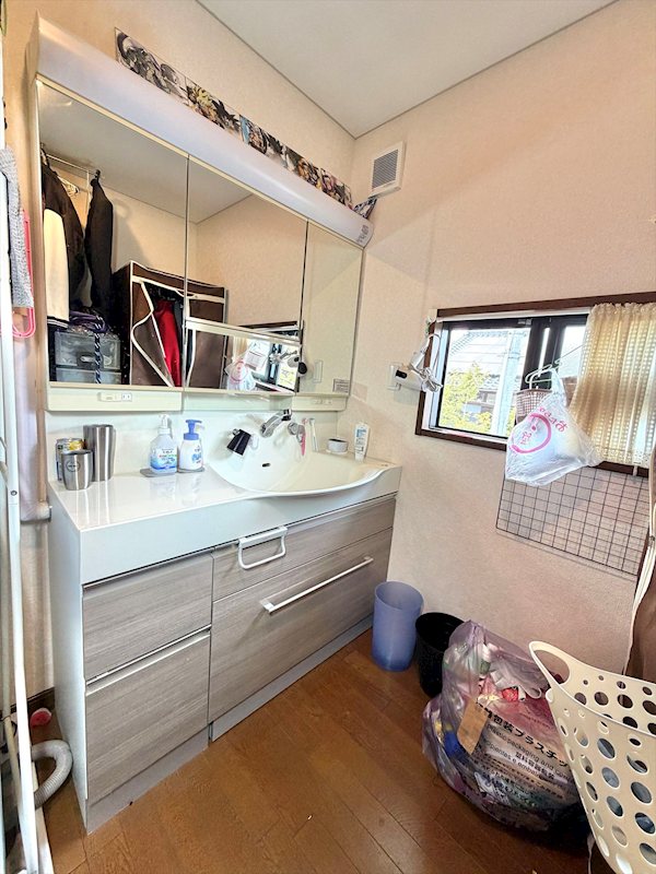立科町茂田井　中古戸建 内観写真（洗面台・洗面所）