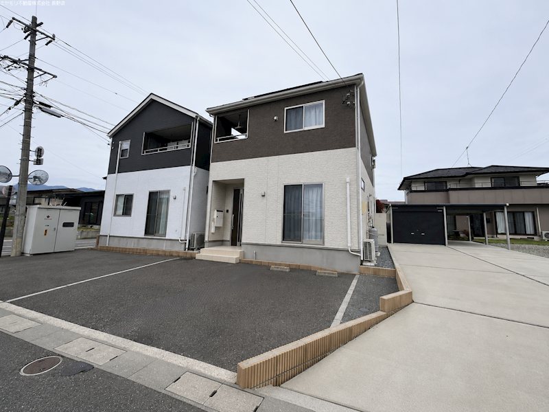 長野県長野市青木島１丁目 現地写真（駐車場）