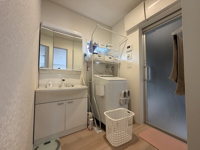 長野県長野市青木島１丁目 内観写真（洗面台・洗面所）