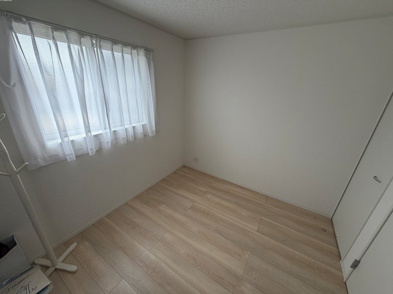 長野県長野市青木島１丁目 内観写真（リビング以外の居室）