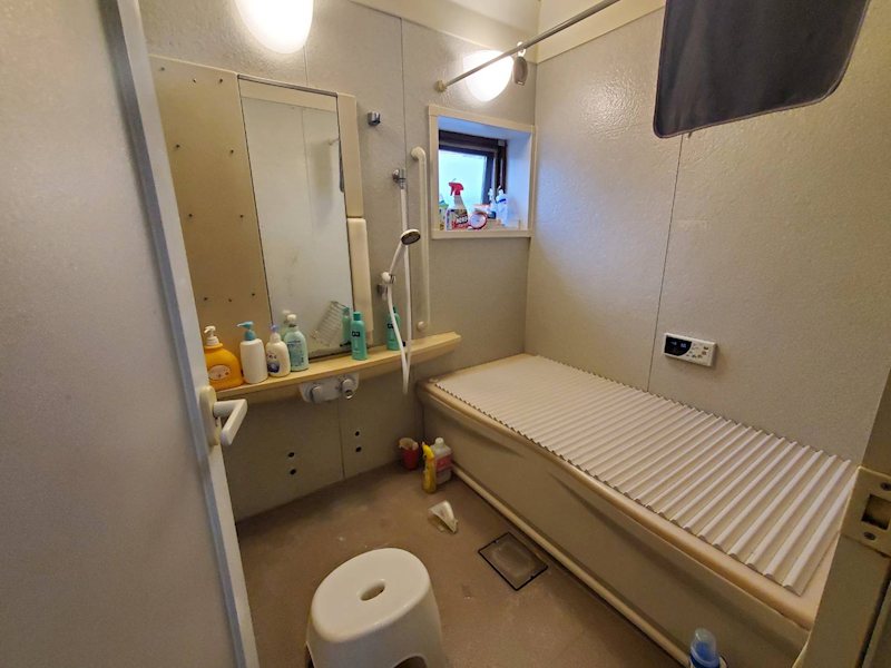 佐久市志賀　中古戸建 内観写真（浴室）