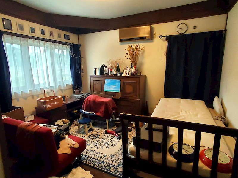 佐久市志賀　中古戸建 内観写真（リビング以外の居室）