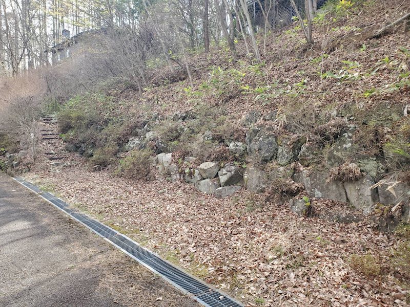 佐久市根岸　中古戸建 現地写真（駐車場）