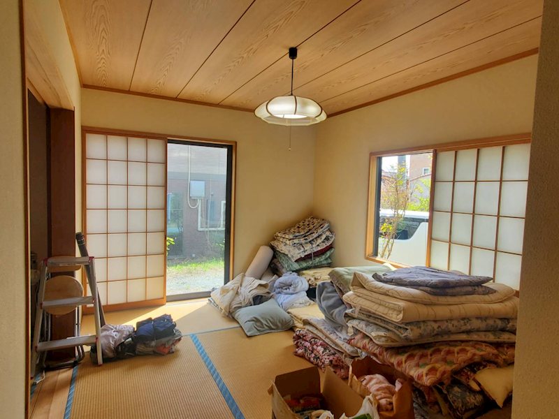 御代田町御代田　中古戸建 内観写真（リビング以外の居室）