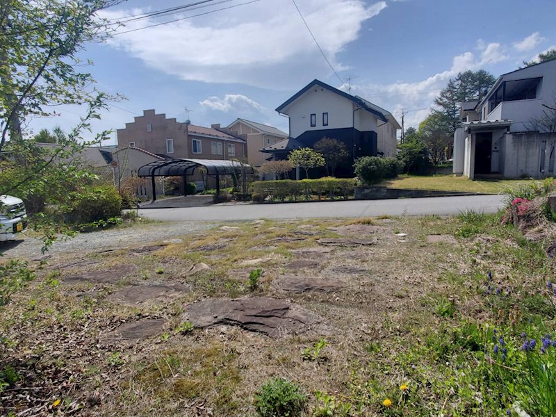 御代田町御代田　中古戸建 現地写真（駐車場）