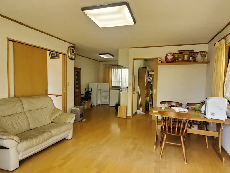 御代田町御代田　中古戸建 内観写真（リビング）