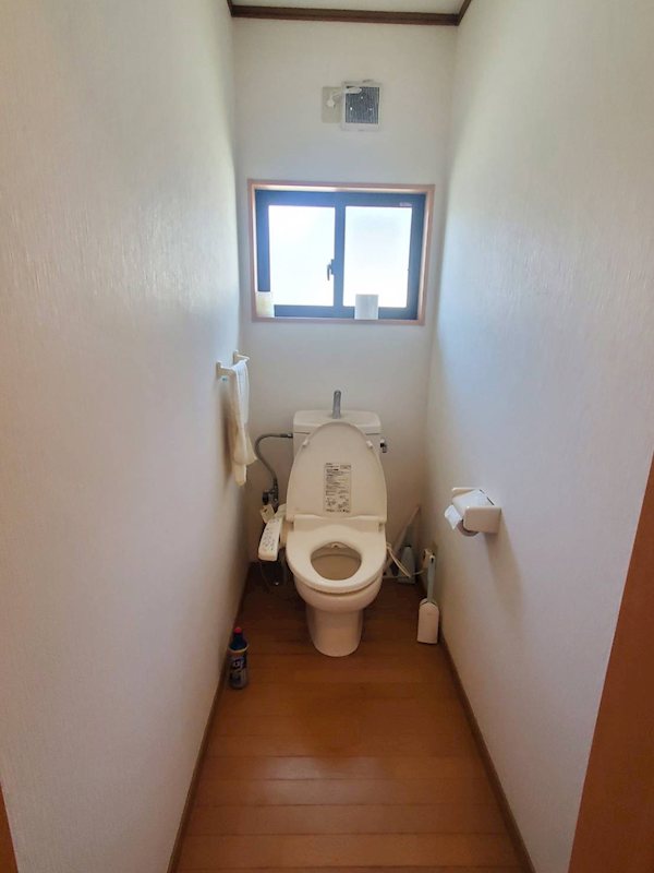 御代田町御代田　中古戸建 内観写真（トイレ）