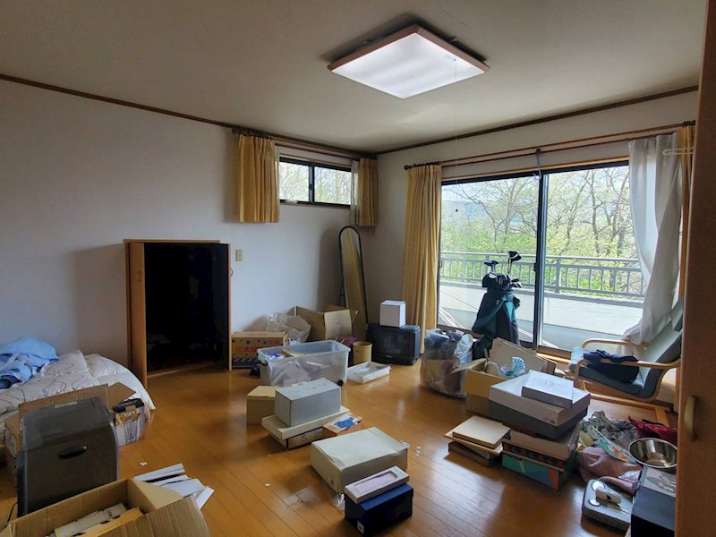 御代田町御代田　中古戸建 内観写真（リビング以外の居室）