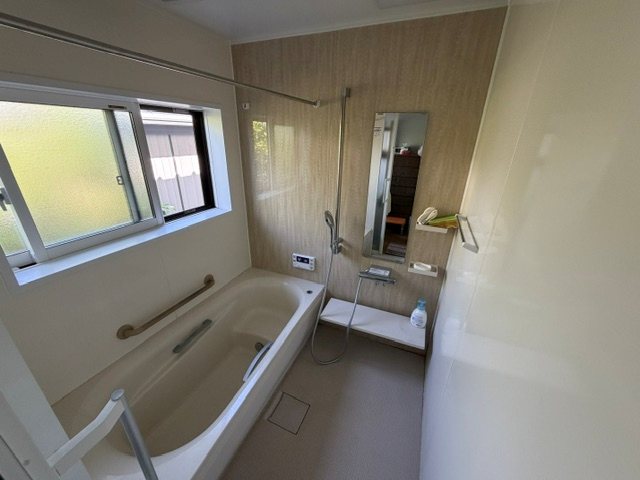 佐久市野沢　中古戸建 内観写真（浴室）