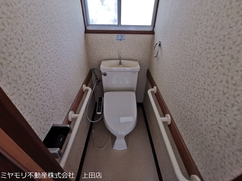 上田市常磐城6丁目　中古戸建 内観写真（トイレ）
